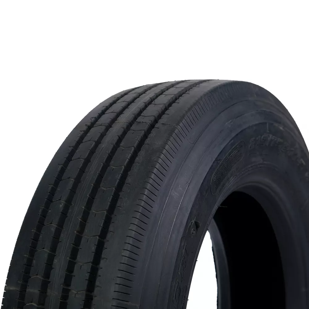 Грузовая шина 215/75 R17,5 Long March LM-216 16PR в Верхнем Тагиле