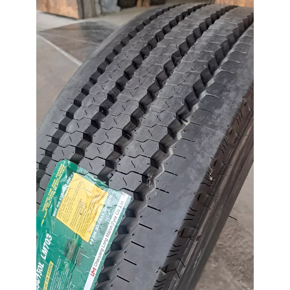 Грузовая шина 315/70 R22,5 Long March LM-703 18PR в Верхнем Тагиле