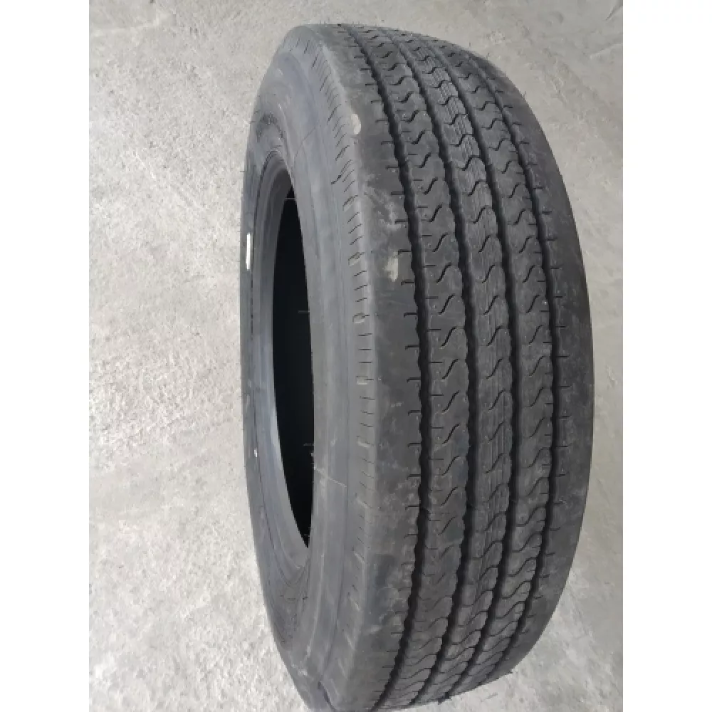 Грузовая шина 255/70 R22,5 Long March LM-120 16PR в Верхнем Тагиле